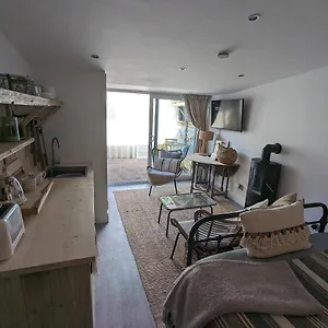 Chalet La Cachette, Blackpool